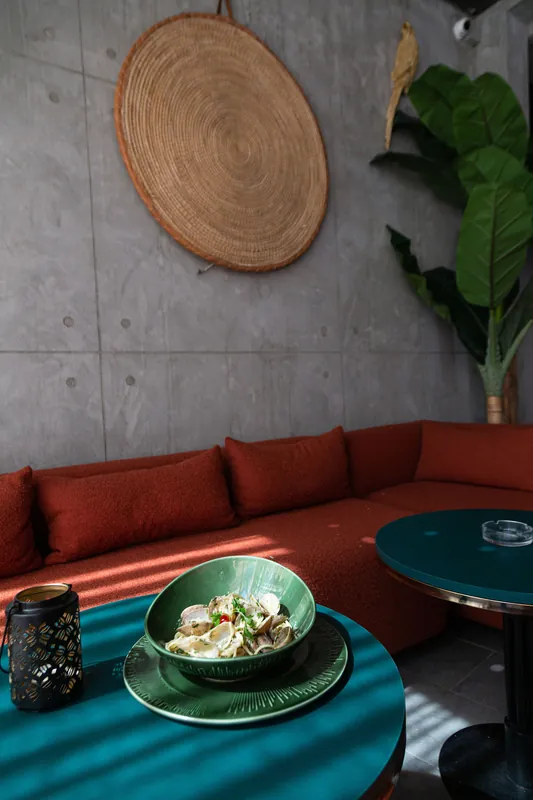 Food & restaurants — Hosniart
